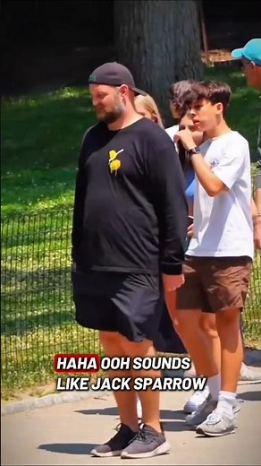 When the Fart Noise is TOO Real 😂😂#funny #fartprank #fart #prank #foryourpage #usashort #publicprank