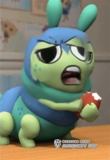 #o squirm vendo qui a abajura foi de f e ele pd cumer td os livros#