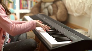 Discover the portable piano with a full 88-note keyboard that sparks your passion for music. Find a space, grab your smartphone, and start your musical journey with GO:PIANO 88. GO:PIANO 88: www.roland.com/global/products/gopiano_go-88p/ | Roland