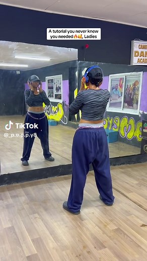 Issa tutorial session🔥🥰 #puppy8 #camerountiktok🇨🇲 #nigeriatiktok🇳🇬 #tiktokkenya🇰🇪