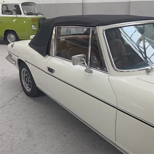 Take a walk around this lovely 1974 Triumph Stag going under the hammer at FMC Auctions Ballymoney as part of our Vintage/Classic Auction next Friday 7th & Saturday 8th November. Entries still being accepted up until Friday. | FMC Auctions Ltd.