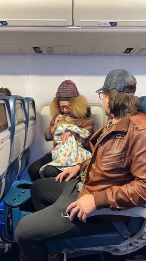 A crazy dog lady on my flight to Portland! 🎬 This video was produced by Network Media and Network Media Is So Dramatic | Hot Mess Express