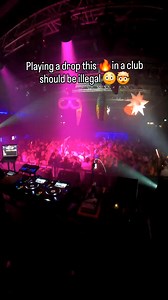 144K views · 1.1K reactions | Playing a drop this crazy in a club should be illegal 勞 #dj #nightclub #bassline #dancemusic #music | Jay Thomas - DJ | Facebook