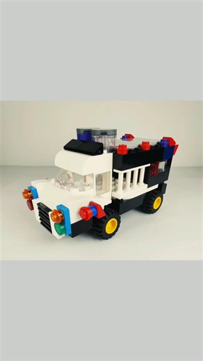 LEGO 🚔 the police car model from construction set 👮‍♀️