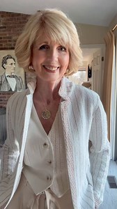 19K views · 434 reactions | I’ve been living in this notched stand...