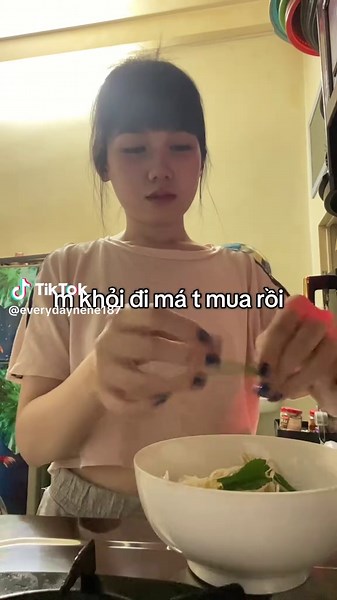 Lẩu đêm Vin Tây Mỗ: Món ngon cho buổi tối
