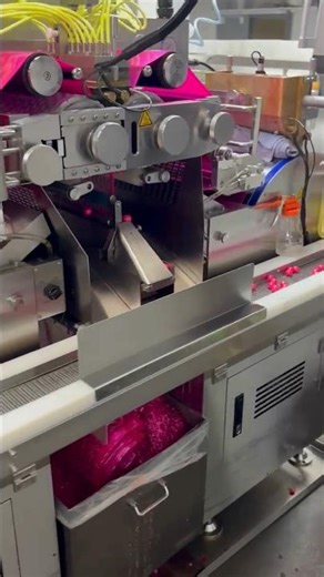 In The lab cooking up paintballs 👨‍🍳 #paintball