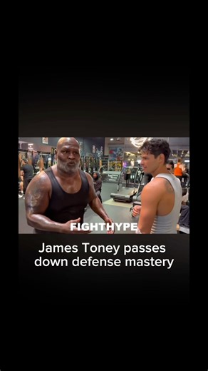 James Toney Teaches Ryan Garcia the Secrets of the Shoulder Roll