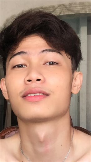 Adams Apple Trend: Attractive or Painful?