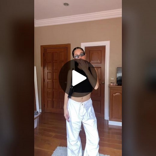 I’m either dressing like Hailey or Matilda there’s no in-between 😌💅🏼 #haileybieber #outfitideas #fashiontiktok