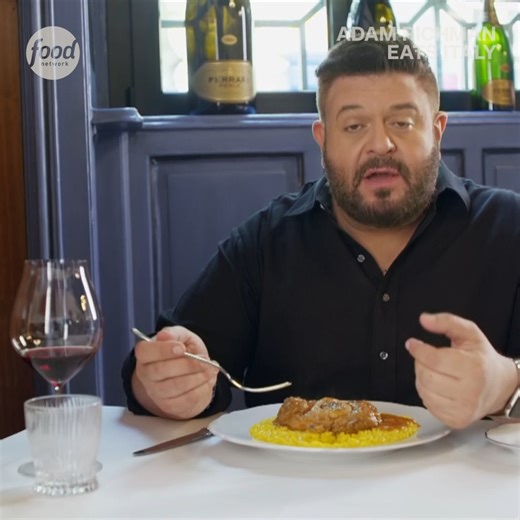 In Milan, Adam Richman goes straight for the gold (which in this case is saffron-rich Risotto alla Milanese) 🥇✨ #AdamRichmanEatsItaly | Food Network UK