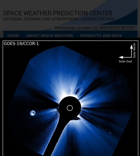 17K views · 105 reactions | #Aurora Watch the moon pass between Earth...