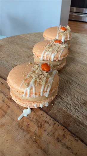 Where are the basic fall girls?! 👋🏻 A final hoorah for that pumpkin spice shall we!! Hallelujah and amen! Now get in my belly! #macarons #basic #bakery #pumpkin #cheesecake #frenchmacaron | Sweet Amen