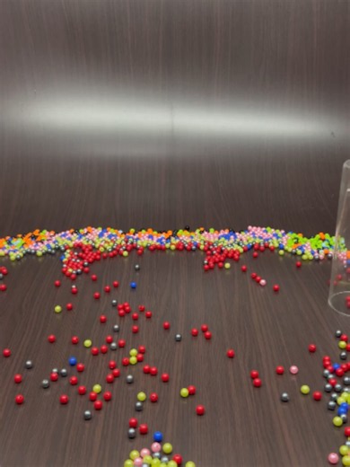Reverse Beads Motion: Colorful Satisfying Loop