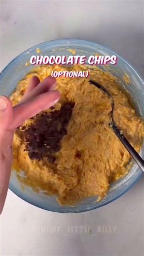 ✨Save this easy snack idea!✨❤️ SWEET POTATO & BANANA MUFFINS 🍠🍌 Ingredients (makes 6 muffins) •