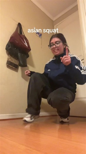 Asian squat: qué es y cómo hacerlo correctamente
