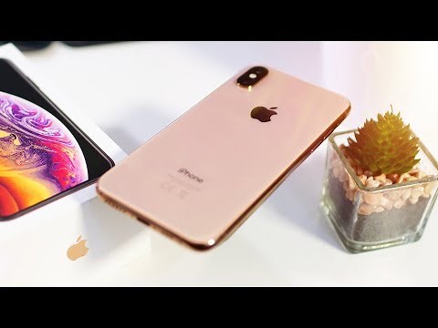 iPhone XS Unboxing & Hands-on! [Gold!]