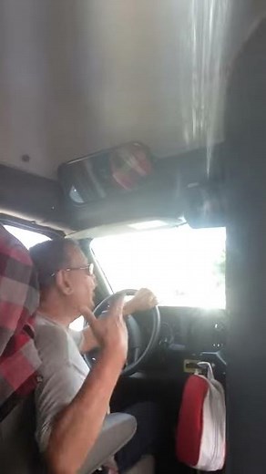 Angry Bus Driver Rage :O