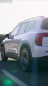 2026 Mercedes-Benz GLB 250+ Electric – Polar White (Solid Non-Metallic) #automobile #ev #mercedes
