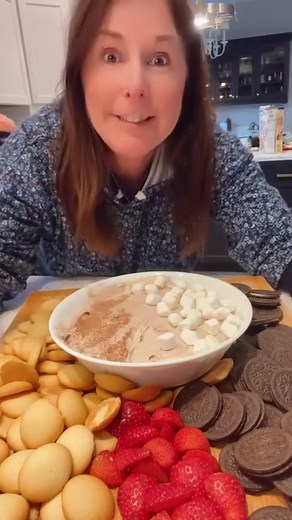 875K views · 15K reactions | Hot cocoa dip! Get the recipe https://balancingmotherhood.com/hot-chocolate-dip/ | Recipes for Busy Moms | Facebook