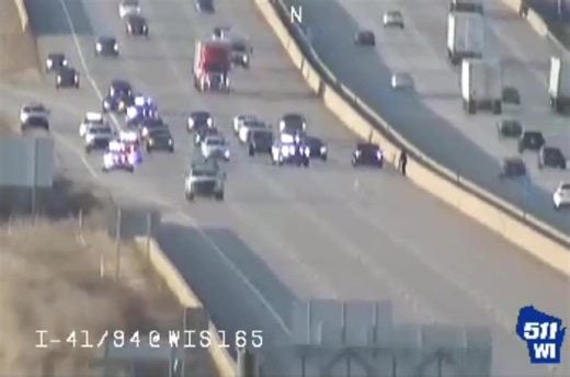 105K views · 38 reactions | Southbound lanes of I94 are shut down just South of Hwy ML due to a Police pursuit. ***1830 - #1 lane (left lane) is now open Full details of the pursuit can be found by subscribing today! https://www.facebook.com/KenoshaCountyScanner/subscribe/ | Kenosha County Scanner | Facebook