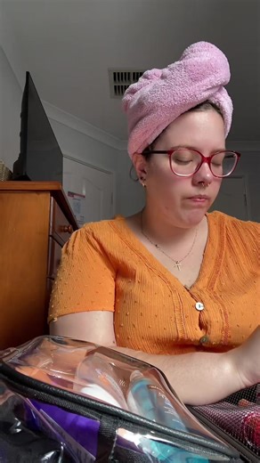 Birthday seizure vlog 🥳🥳 6th October vlog. I had a really amazingly blessed afternoon with my Mum, Grandparents and Uncle #epilepsy #epilepsyawareness #seizure #seizuresawareness #fyp #focalawareseizure #conplexpartial #blessing #gratefullness #birthday #birthdaygirl