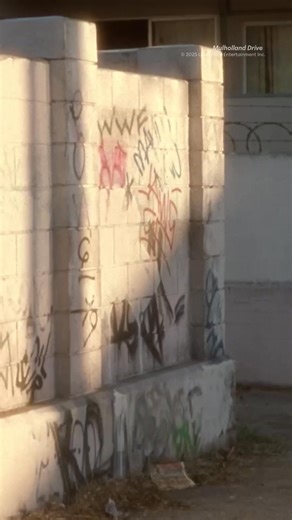 1K views | One of the scariest scenes ever... part 2. : Mulholland Drive Experience this horrifying moment and stream Mulholland Drive, free on Revry. https://link.revry.com/BolZR5 #mulhollanddrive #horrorfilm #revry #freetostream #freequeertv #lgbtq #lgbtqia | Revry | Facebook