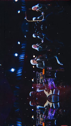 THREE DOG NIGHT is back state-side after an amazing run of shows in Ireland, where Danny Hutton returned to his home town of Buncrana to accept the Tip O’Neill Irish Diaspora Award! Full Ireland recap coming soon! Catch TDN for their first shows back home THIS weekend in Nevada and Arizona 🌵 10.24 The Showroom at @goldennuggetlv LAS VEGAS, NEVADA 10.25 The Showroom at Gila River Casinos at Wild Horse Pass CHANDLER, ARIZONA #lasvegas #nevada #southwest #classicrock #timeless #ontour #fun #travel