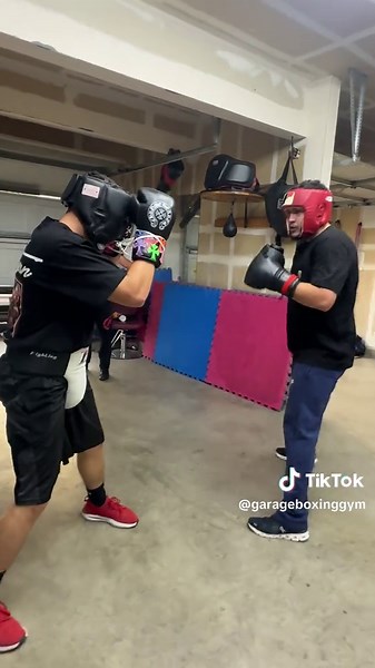 #garagegym #boxing🥊 #fyp #amatureboxing #coach