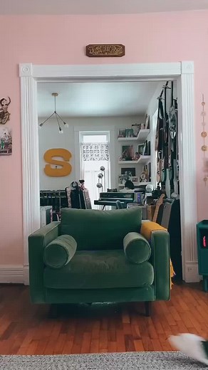 I’ve been putting memory foam in all of my saggy cushions bc that’s where I’m at in my winter journey. 😫🥶