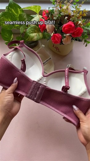 Seamless Push-Up Bra: Ultimate Comfort & Support