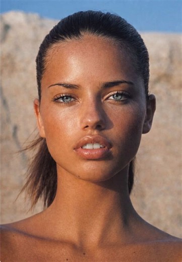 Enhancing Your Eye Color with Makeup Techniques