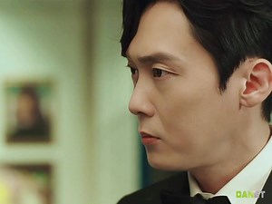 7.2M views · 86K reactions | Bị phu nhân cho ăn tát, hôm sau liền tung file ghi âm chồng phu nhân ngoai tinh Xem nhiều Chương trình và Phim hấp dẫn có bản quyền chính thức tại DANET - Dịch vụ cung cấp nội dung theo yêu cầu của BHD #DANET #eve #thienngabongdem #SeoYeJi #ParkByungEun #YooSun #LeeSangYeob | BHD Giải Trí Hàn Quốc | Facebook