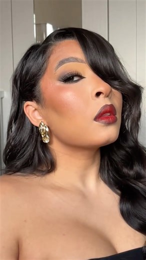 Sultry Valentine’s Day makeup tutorial!💋🔥🖤 #valentinesmakeup #sultrymakeup #makeuptutorial