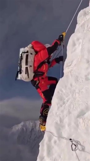 Climbing Annapurna: Conquering One of the Most Dangerous 8,000-Meter Peaks.#annapurna #climbing