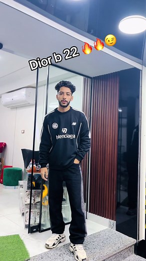 فيديوهات أنشأها O2_store (@o2_store1) باستخدام original sound - O2_store