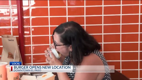 Burger returns to Downtown El Paso with iconic red stand