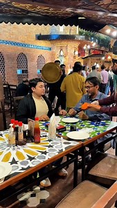 72 reactions · 15 shares | Mjhe bata daite tm log @lalqilakarachi ae howae ho mai Discount Dila daita tm logo ko 藍藍藍藍#reel #viralvideos #funny #comedy #reelitfeelít | Zubair Yousuf | Facebook