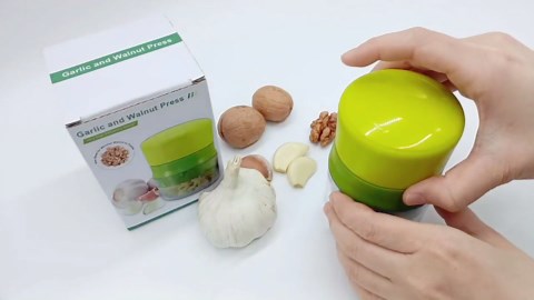 Portable Manual Nut Grinder, Hand Grind Spice and Walnut Chopper Food Crusher, for All Nuts Pecans Walnut Almonds Hazelnuts and More, Green