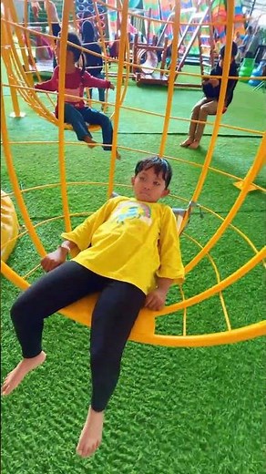 😂 Khanza Sampai Nyerah! Langsung Rebahan 😆 the nice playland #khanza #khanzaalya #playground