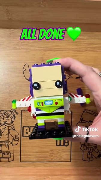 Speed Build of Buzz Lightyear Brickheadz