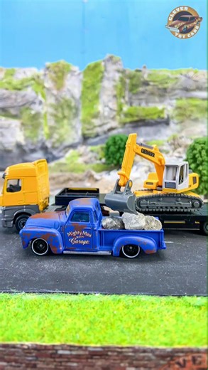#diecast #animation #stopmotion #cars #hotwheels #hotwheelscars #164scale #toycars #diecastcar #excavator #bagger #spielzeug