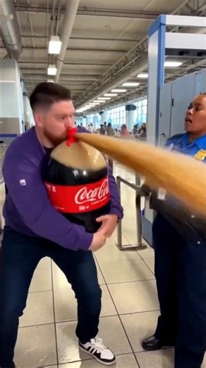 The vending machine that trapped 100 people