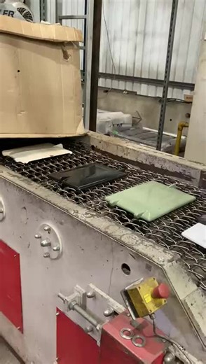 Recycle & Save ♻️ Sustainability is at the top of our agenda, which is why if you choose to trade in your old cast-iron cooker you’ll save 20% on a brand-new AGA or Rayburn cooker ✨ Since the very first cast-iron AGA was made more than a century ago, a large proportion of each cooker has been made from recycled iron. Recycling your old cooker means more materials repurposed for a sustainable future. Plus, with a new controllable electric AGA cooker you can better manage your energy consumption. 