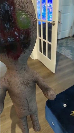 Scp 173 in real life 😱