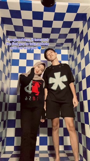 My First Photobooth Experience with Him