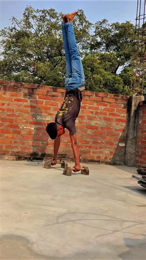 💪A R M A N 🔥 H A S H M I 🇮🇳 on Instagram: "90° Handstand pushup tutorial ✅ #armanfitness . . . . . #calisthenics #90degreehandstandpushup #tutorial #fitnessmotivation #calisthenicstraining #gymmotivation #viral"