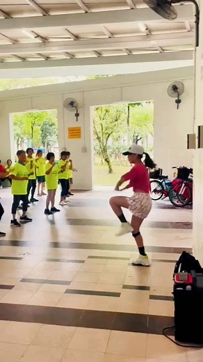 25•08•25 Sunday morning ZUMBA GOLD with the active seniors 🤩💪🏻 Thank you Compassvale Beacon RC💕 #unforgettable #zumbafamily #40somethingmom #singapore #simpledance #ilovetodance #goodmemories #happy2025 #zumbagoldcommunity #zumbagold