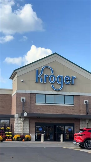 Made for peanut butter lovers, by peanut butter lovers. Simple, honest ingredients and USA-grown peanuts. Shop in stores or Kroger.com! | Peanut Butter & Co.