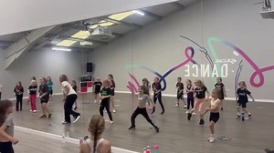 This song gives us good vibes only! 😎🤙🏼 Check out our Tuesday kids Streetdance class loving their new routine! 🫶🏼 | Excel Dance